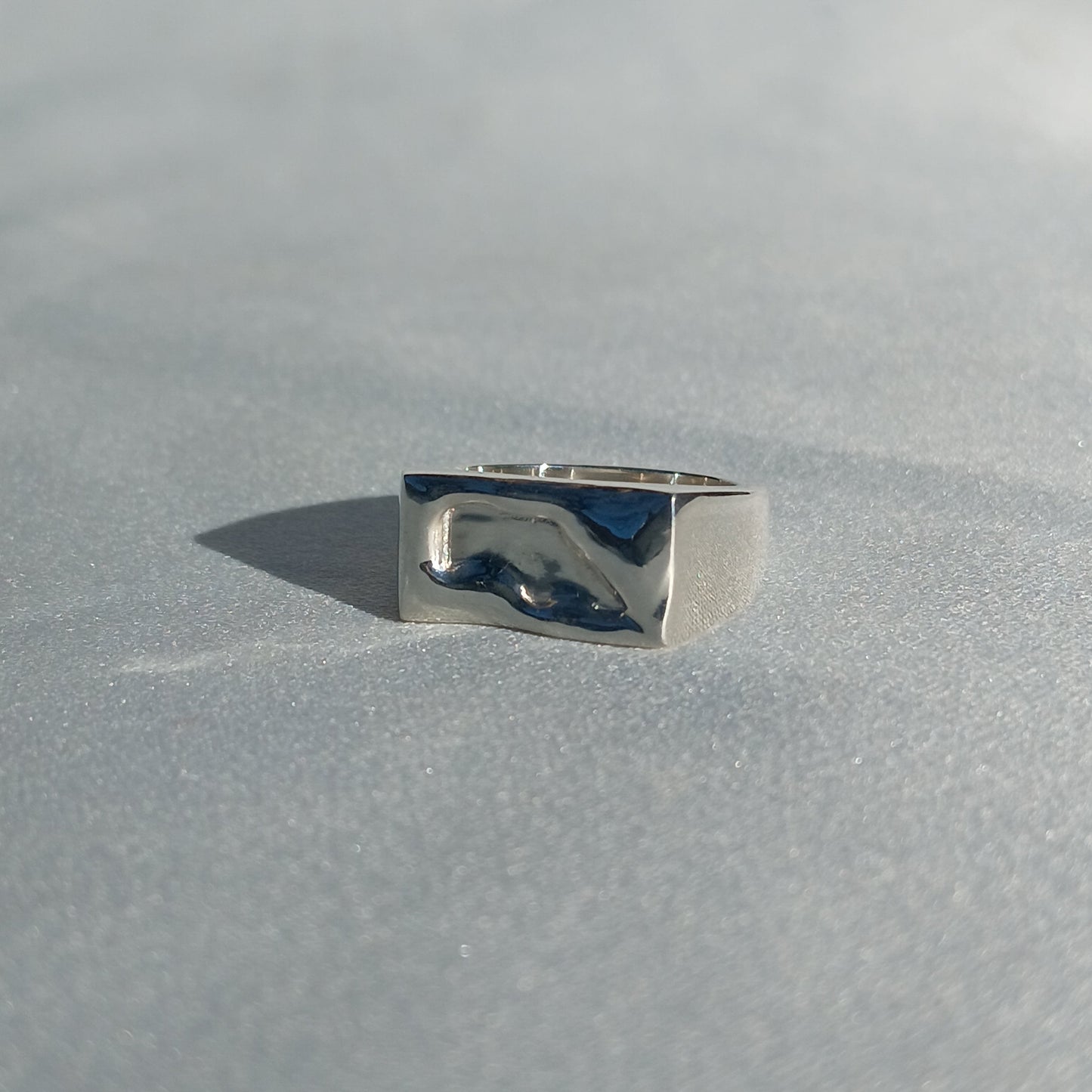Custom Molten Signet 001