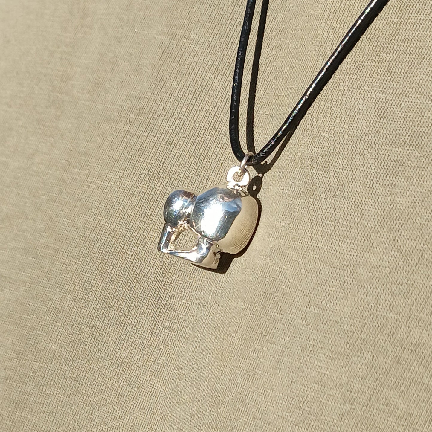 Kiwi Pendant
