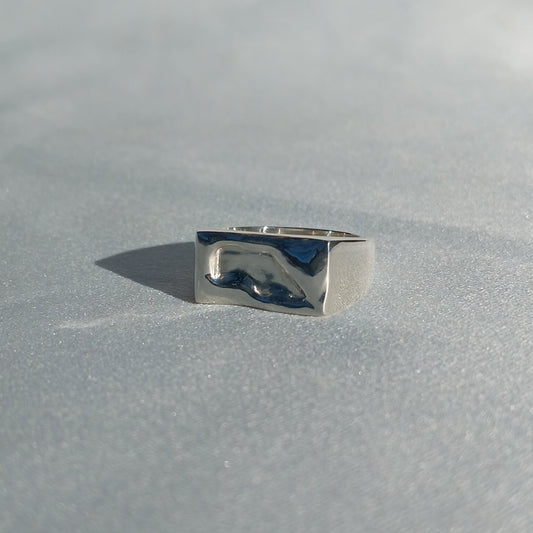 Custom Molten Signet 001