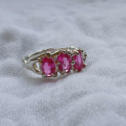 The Three sisters Ring