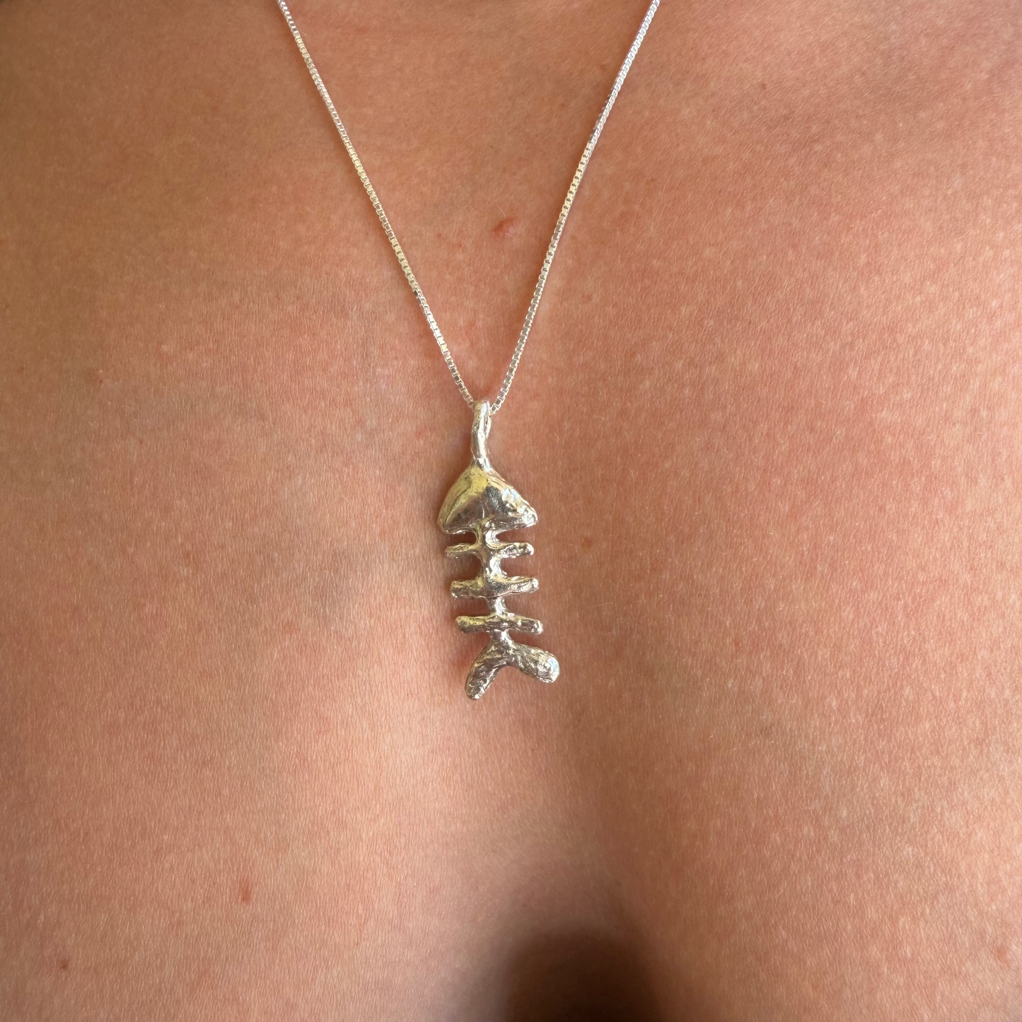 Tight Lines Pendant